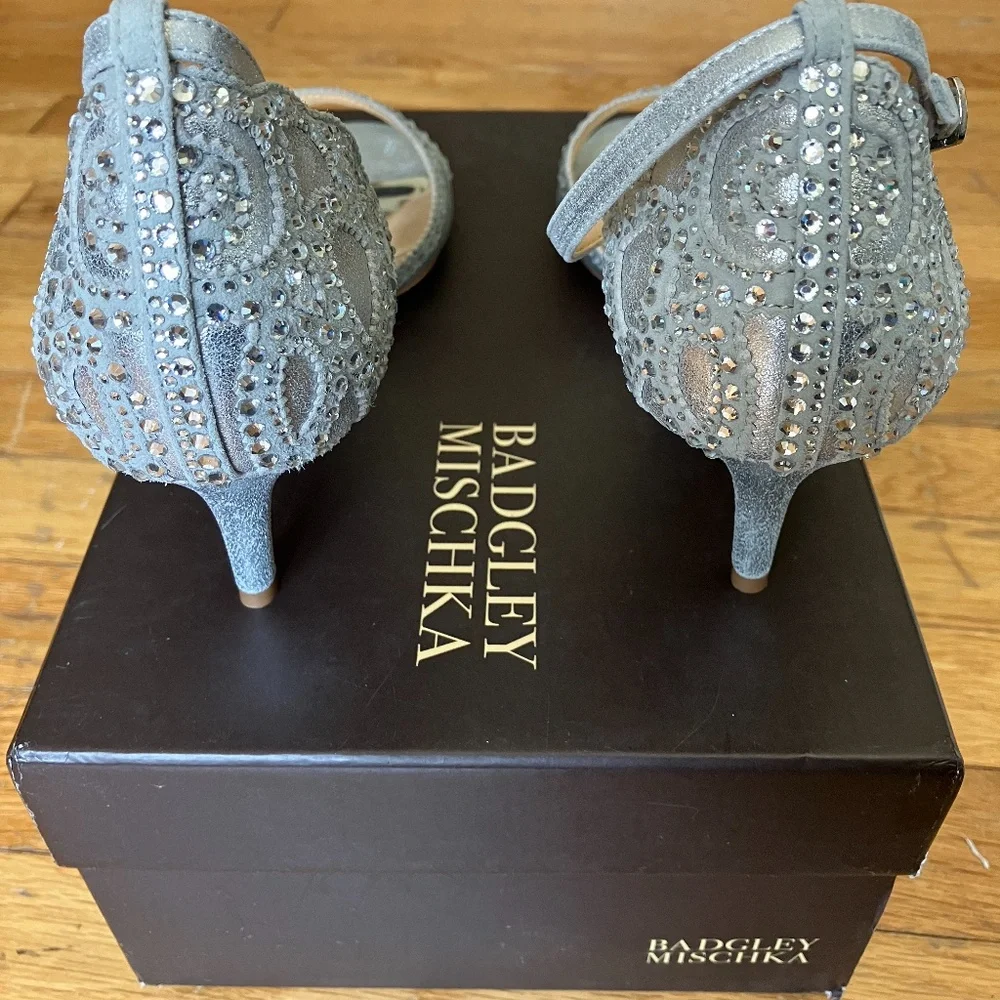 BADGLEY MISCHKA - Women's Gillian Dress Sandals - Size 8.5 - Picture 4 of 9